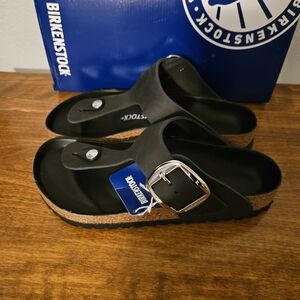 Birkenstock Gizeh Black With Big Buckle. Womens 37, Size 6